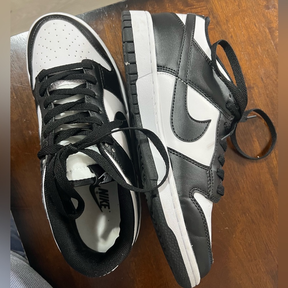Panda dunks